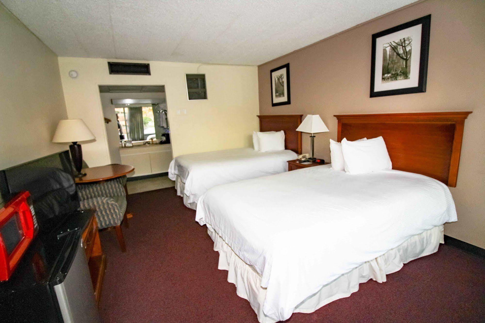 Newburgh Inn Eksteriør bilde